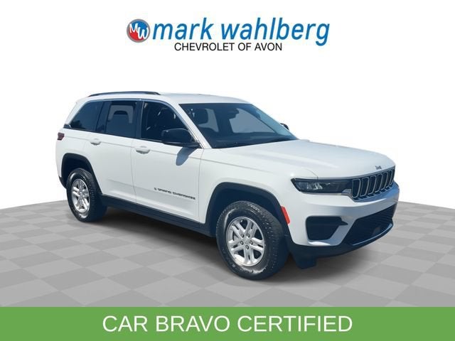 2022 Jeep Grand Cherokee Laredo 4x4