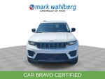 2022 Jeep Grand Cherokee Laredo 4x4