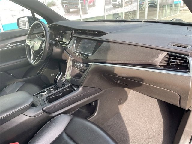 2023 Cadillac XT6 Luxury