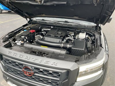 2024 Nissan Frontier Crew Cab PRO-X 4x2