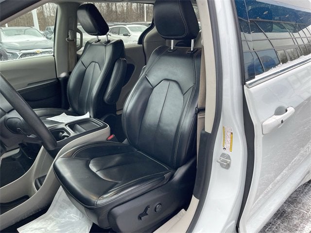 2020 Chrysler Voyager LXI