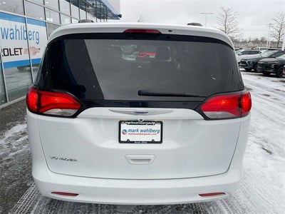 2020 Chrysler Voyager LXI