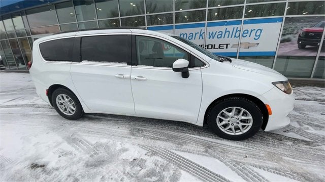 2020 Chrysler Voyager LXI