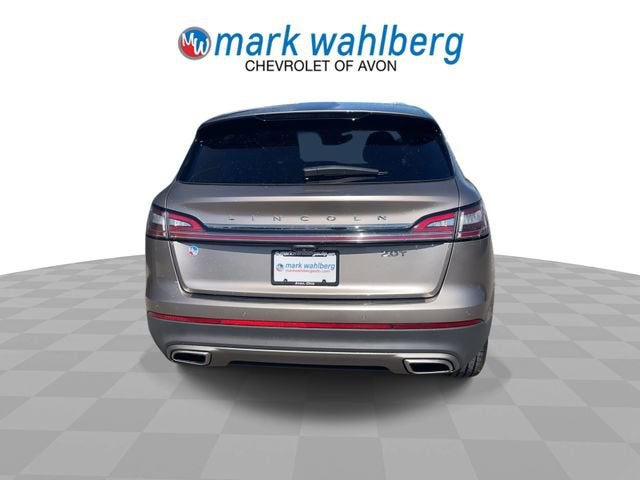 2019 Lincoln Nautilus Select