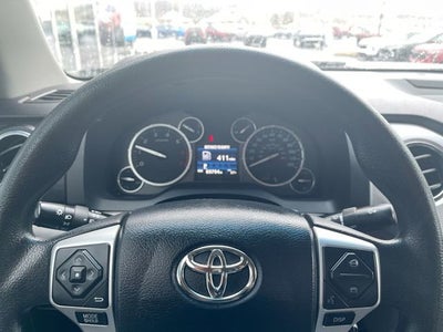 2017 Toyota Tundra SR5 5.7L V8