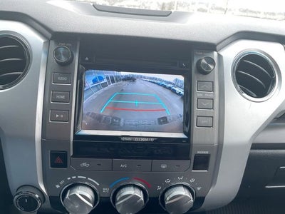 2017 Toyota Tundra SR5 5.7L V8