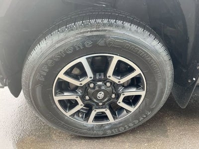 2017 Toyota Tundra SR5 5.7L V8