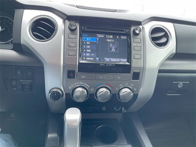 2017 Toyota Tundra SR5 5.7L V8