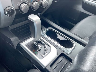 2017 Toyota Tundra SR5 5.7L V8