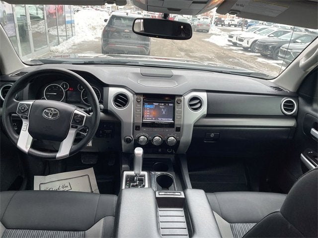 2017 Toyota Tundra SR5 5.7L V8