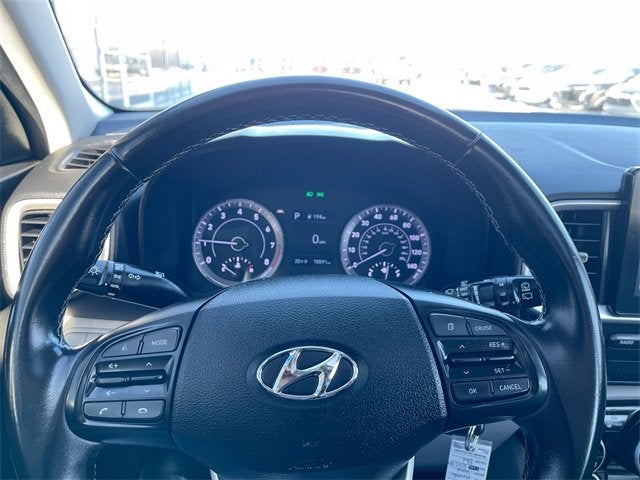 2022 Hyundai Venue SEL
