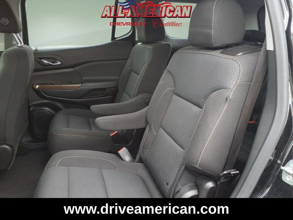 2022 GMC Acadia SLE