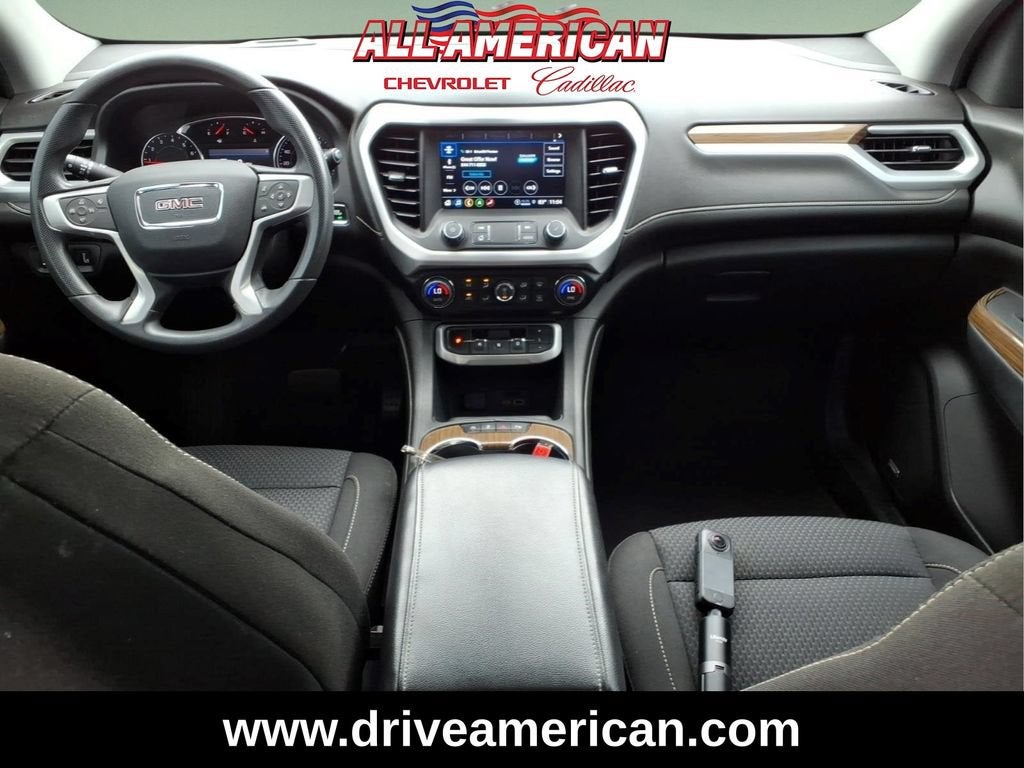 2022 GMC Acadia SLE