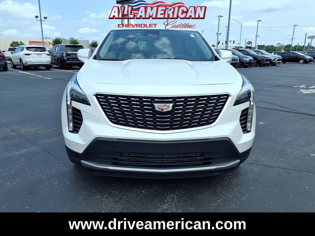 2023 Cadillac XT4 AWD Premium Luxury