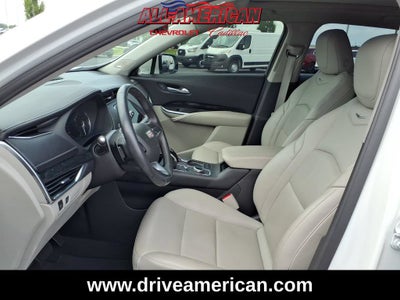 2023 Cadillac XT4 AWD Premium Luxury