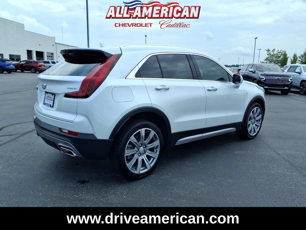 2023 Cadillac XT4 AWD Premium Luxury
