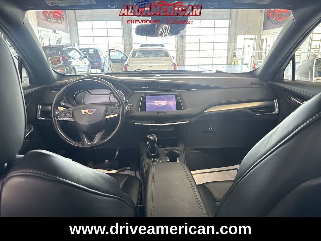 2021 Cadillac XT4 Premium Luxury