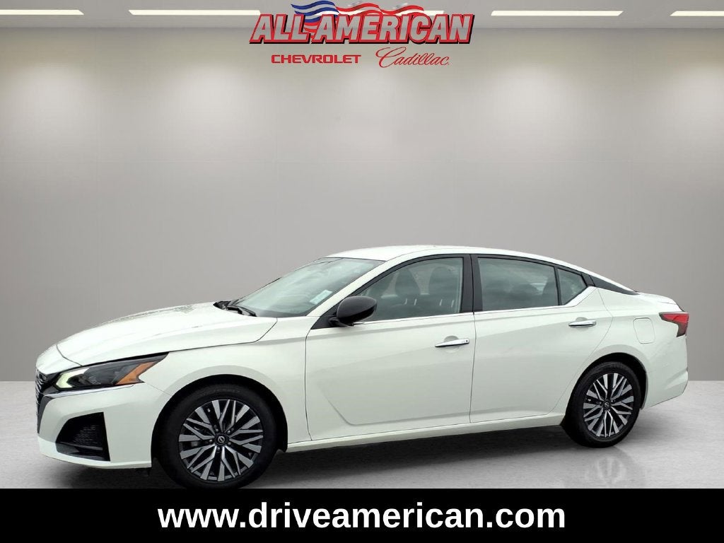 2025 Nissan Altima SV