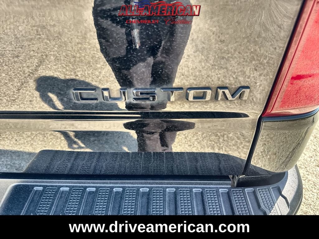 2024 Chevrolet Silverado 1500 Custom