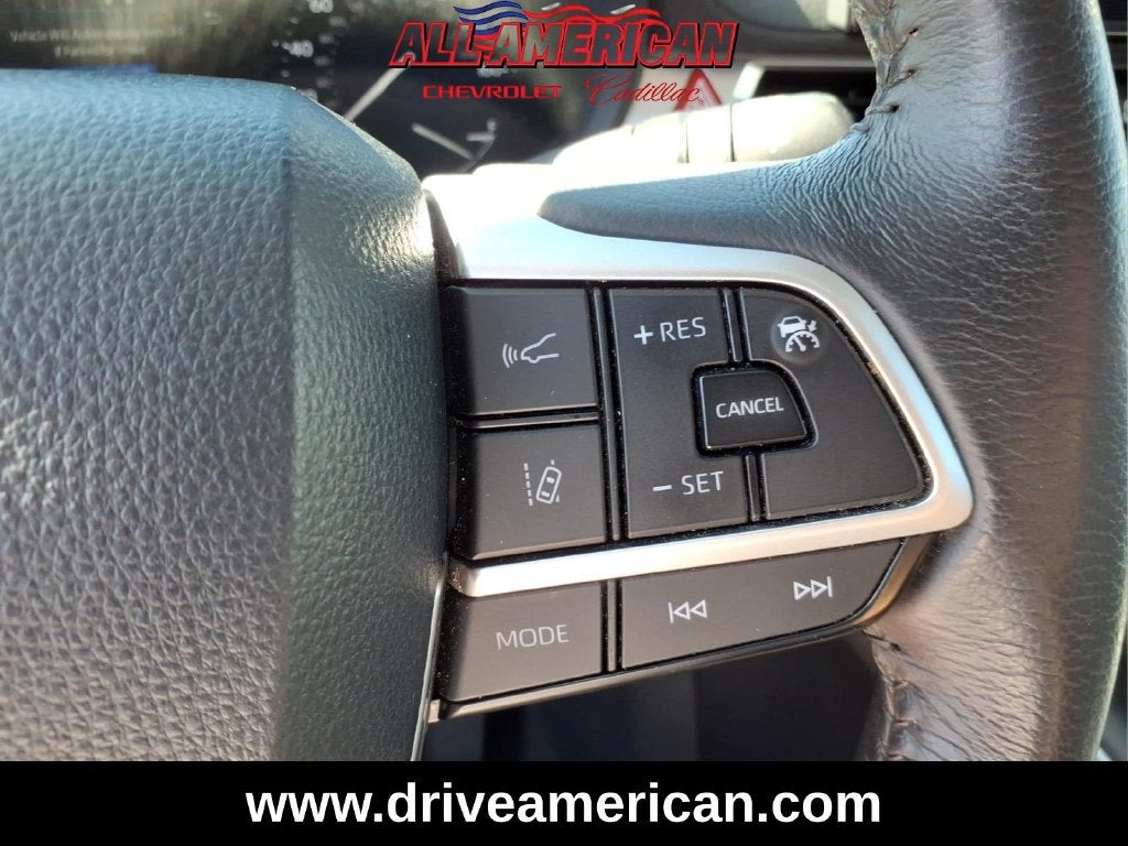2025 Toyota Sienna XLE