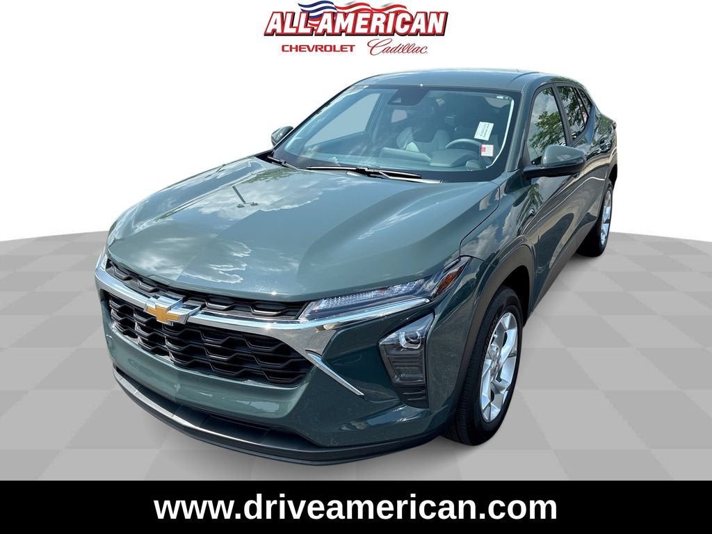 2025 Chevrolet Trax LS