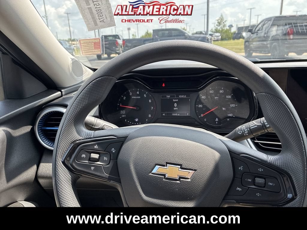 2025 Chevrolet Trax LS