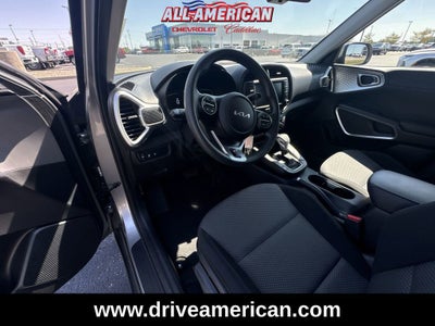 2023 Kia Soul LX