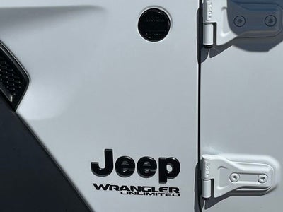 2022 Jeep Wrangler Unlimited Willys