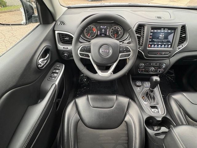 2022 Jeep Cherokee X 4x4
