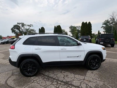 2022 Jeep Cherokee X 4x4