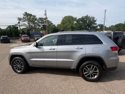 2020 Jeep Grand Cherokee Laredo E 4x4