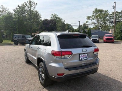 2020 Jeep Grand Cherokee Laredo E 4x4