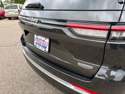 2023 Jeep Grand Cherokee Summit 4x4