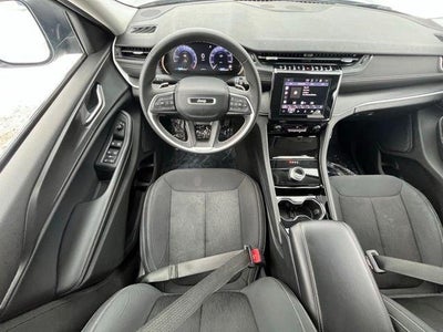 2023 Jeep Grand Cherokee L Laredo 4x4