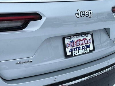 2023 Jeep Grand Cherokee L Laredo 4x4