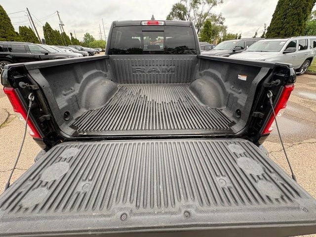 2019 RAM 1500 Big Horn/Lone Star Crew Cab 4x4 5'7' Box