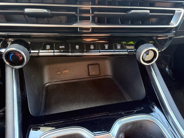 2024 Chevrolet Traverse FWD LS