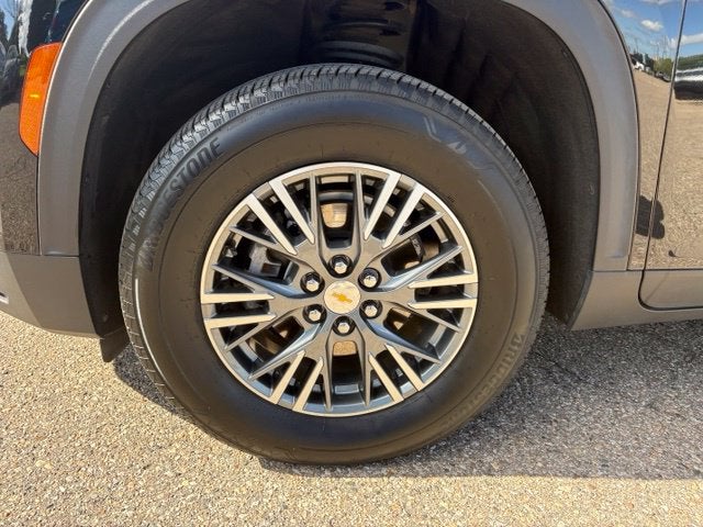 2024 Chevrolet Traverse FWD LS