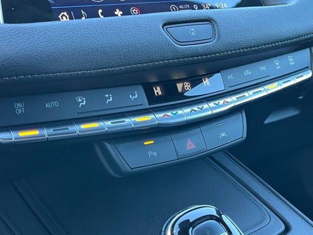 2023 Cadillac XT4 FWD Premium Luxury