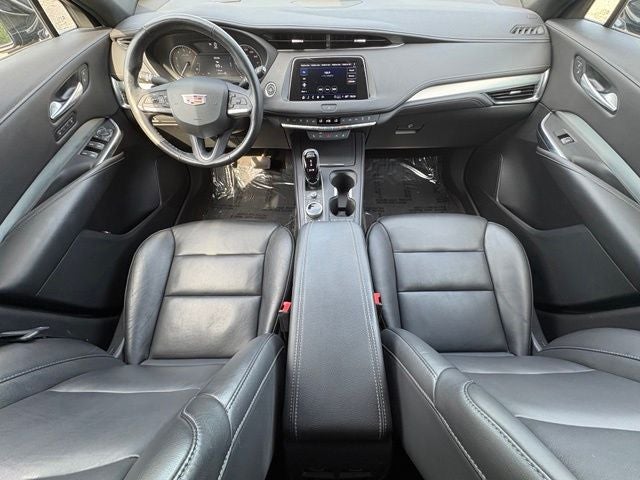 2023 Cadillac XT4 AWD Premium Luxury