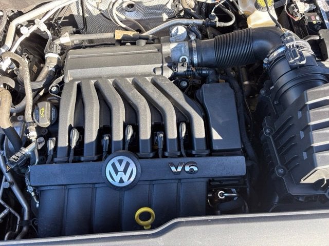 2023 Volkswagen Atlas 3.6L V6 SEL R-Line Black