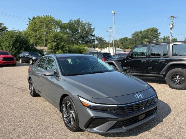 2024 Hyundai Elantra Limited