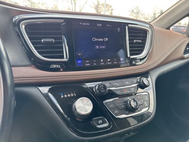 2020 Chrysler Pacifica Hybrid Limited