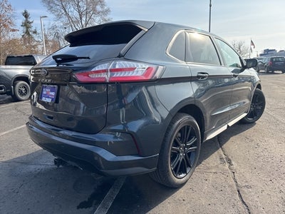 2022 Ford Edge ST Line