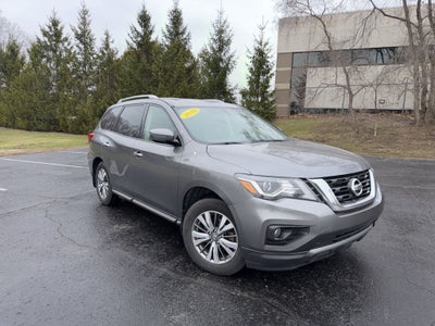 2019 Nissan Pathfinder SV