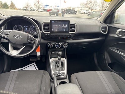 2022 Hyundai Venue SEL