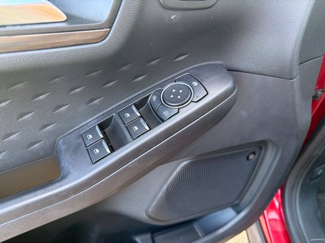 2020 Ford Escape Hybrid Titanium