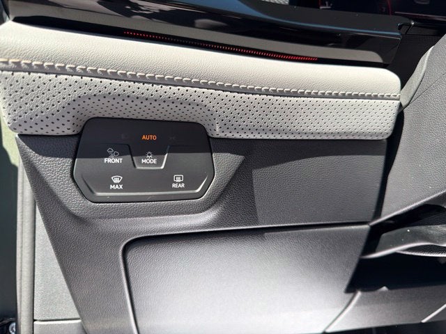 2025 Volkswagen Atlas Cross Sport 2.0T SEL