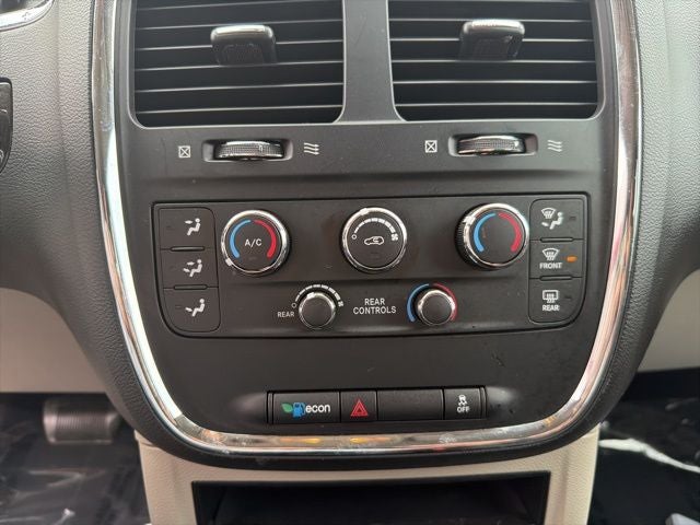 2018 Dodge Grand Caravan SE HANDICAP ACCESSIBLE