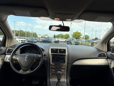2012 Lincoln MKX Base